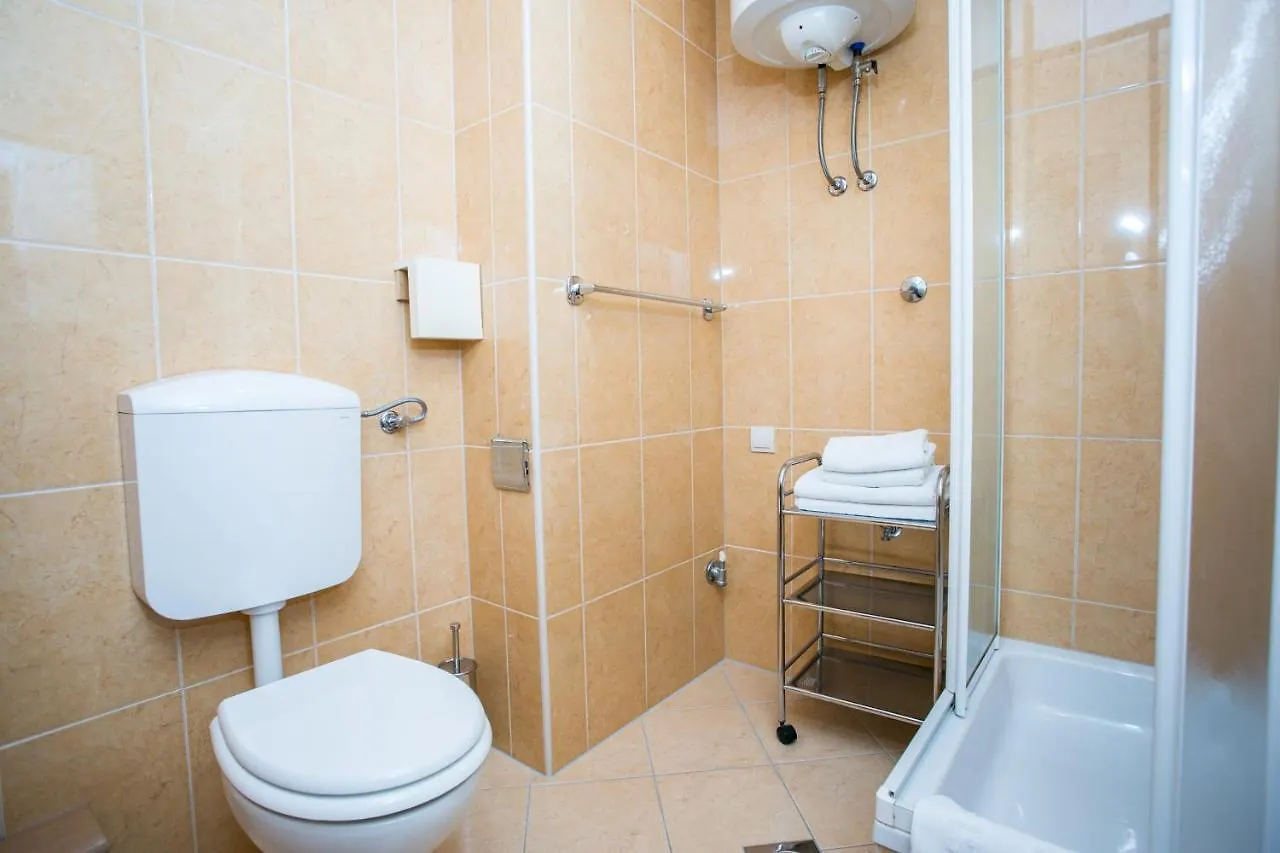 Apartments Bili Trogir Croatia