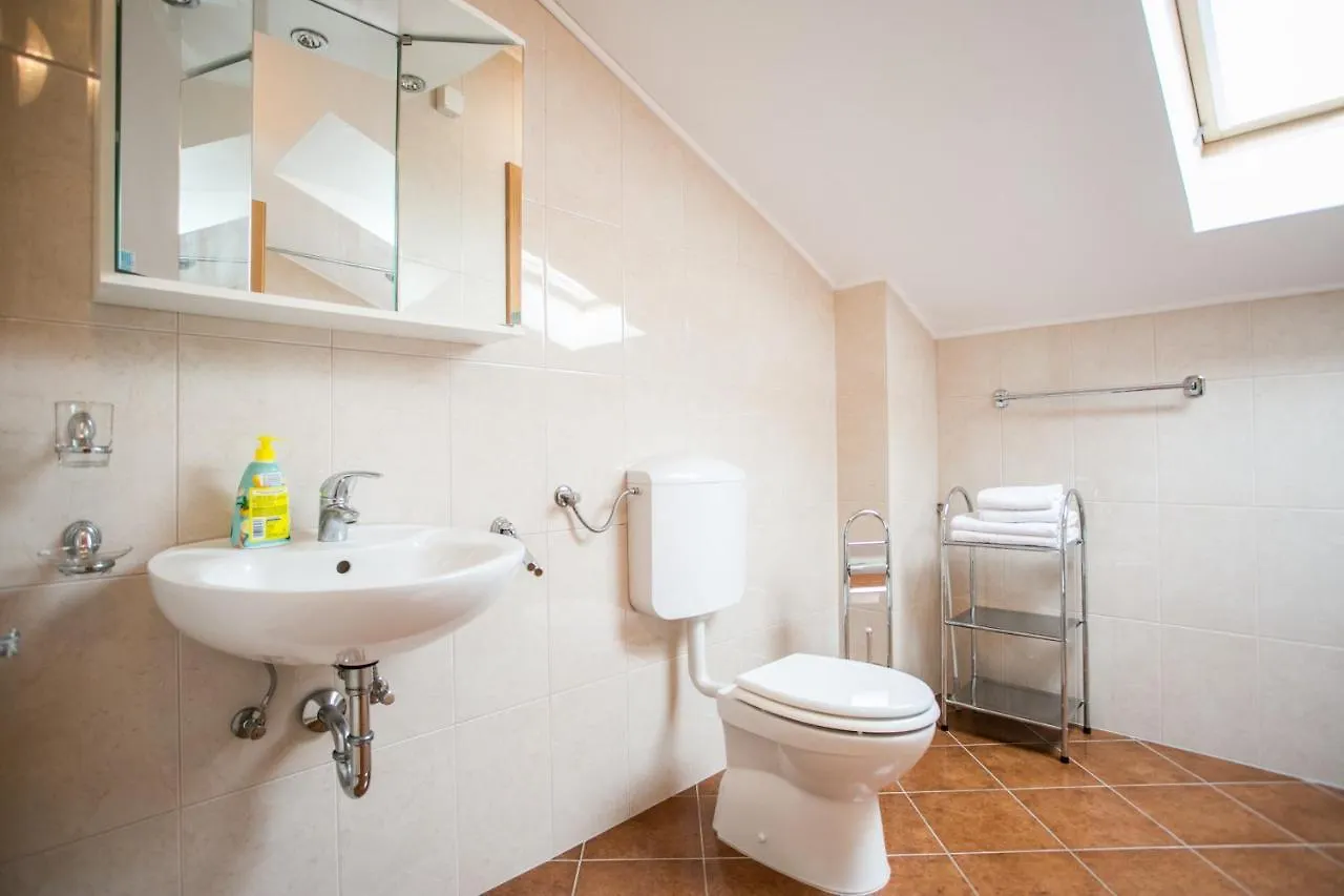 Apartments Bili Trogir Croatia