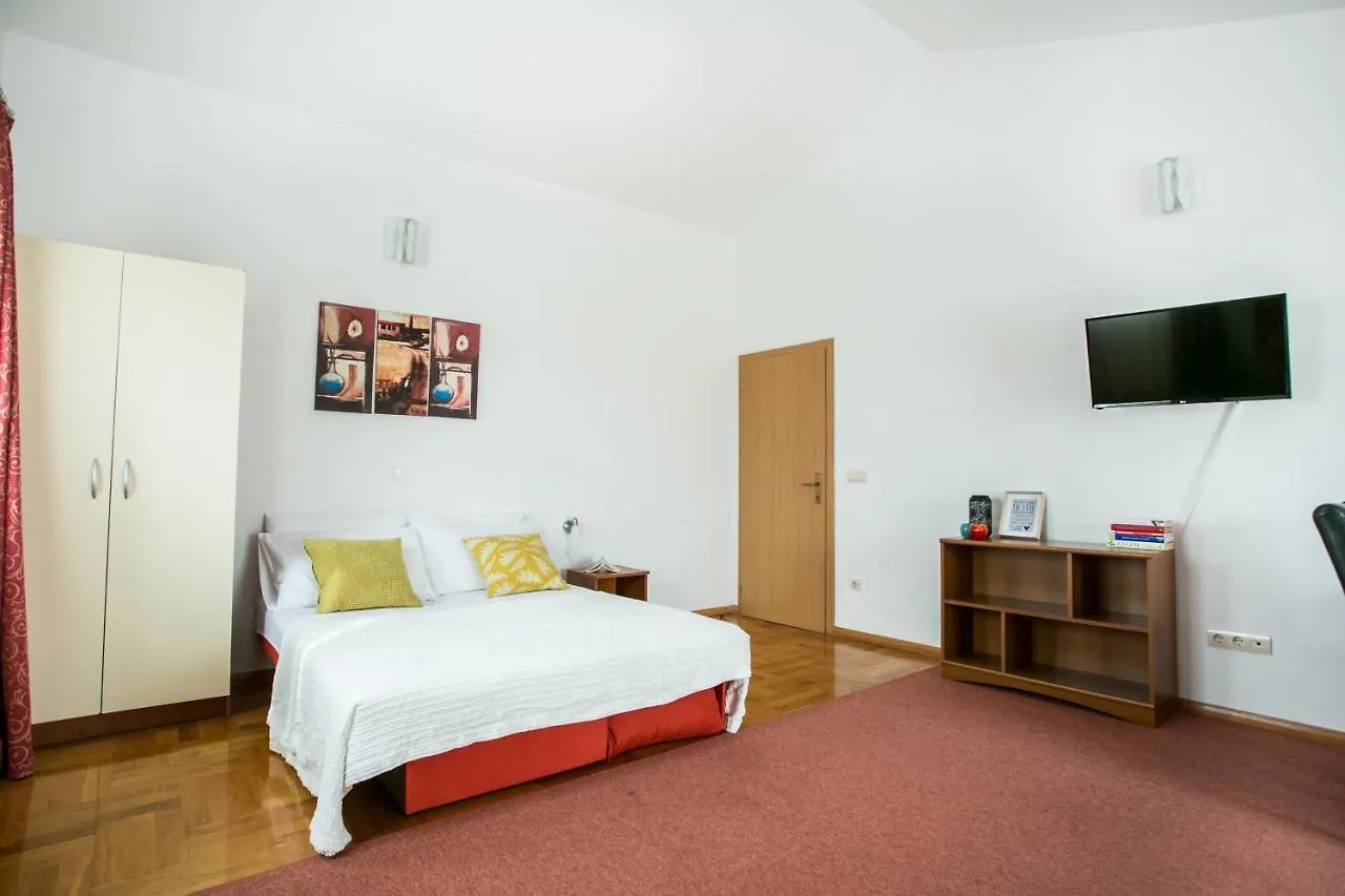 Apartments Bili Trogir