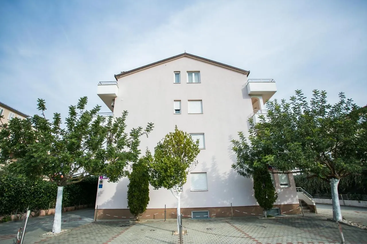 Apartments Bili Trogir 0*,  Croatia